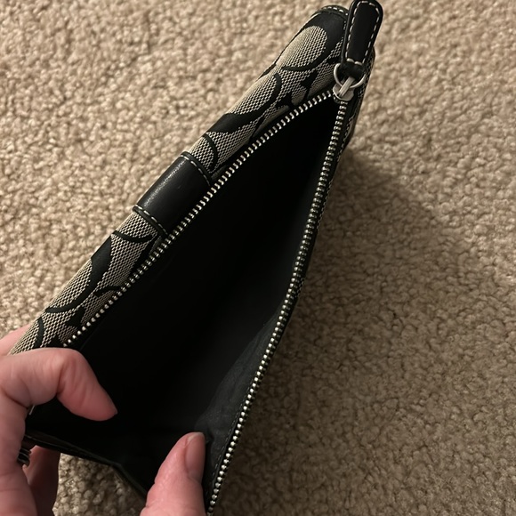 Coach Wallet - Picture 3 of 7